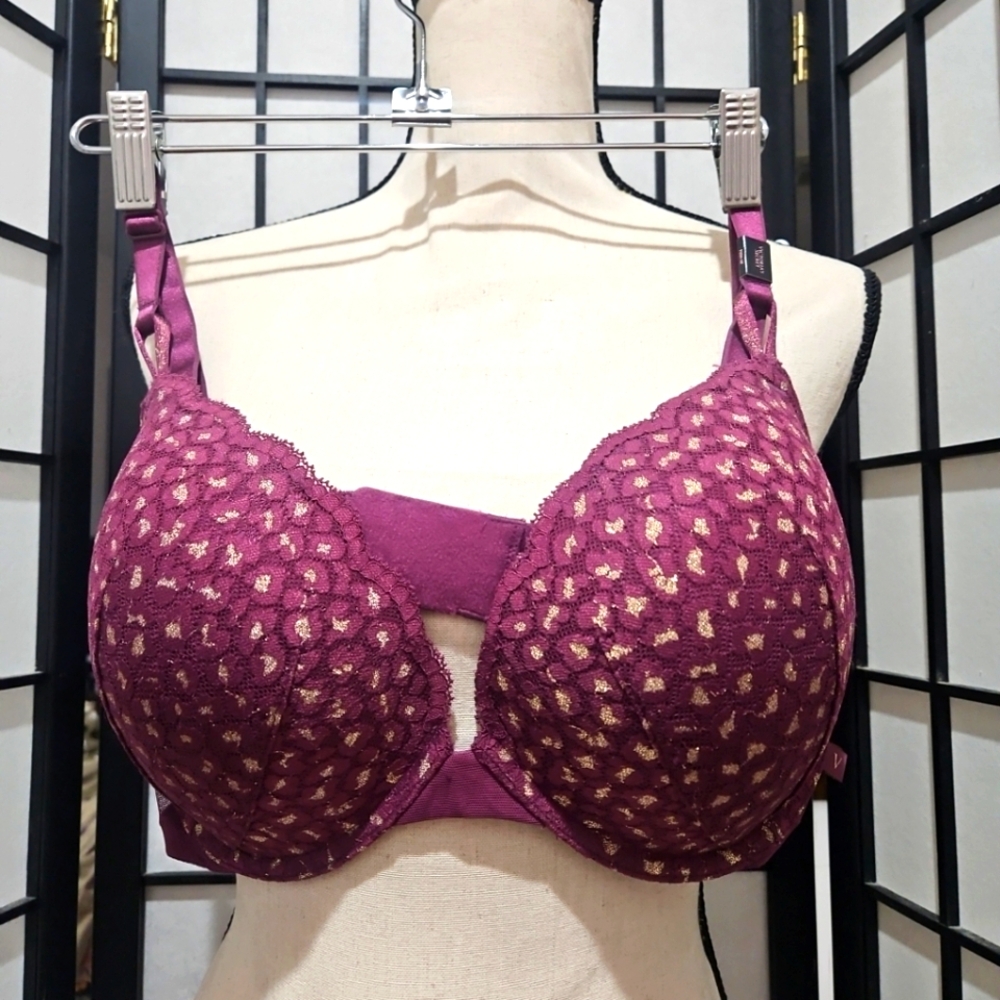 NWOT VICTORIA'S SECRET  38D  Purple Lace W/ Gold Accent Push-up Bra
